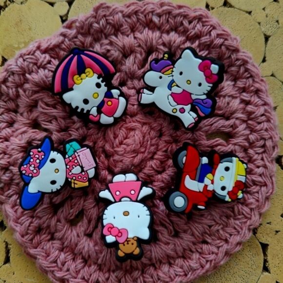 Sanrio Hello Kitty Outing 5 PC Croc Charm Set - Picture 2 of 7